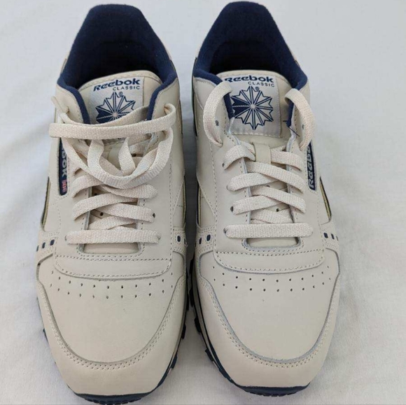 REEBOK classics navy blue/white size 7.5 (mens) - Picture 9 of 9